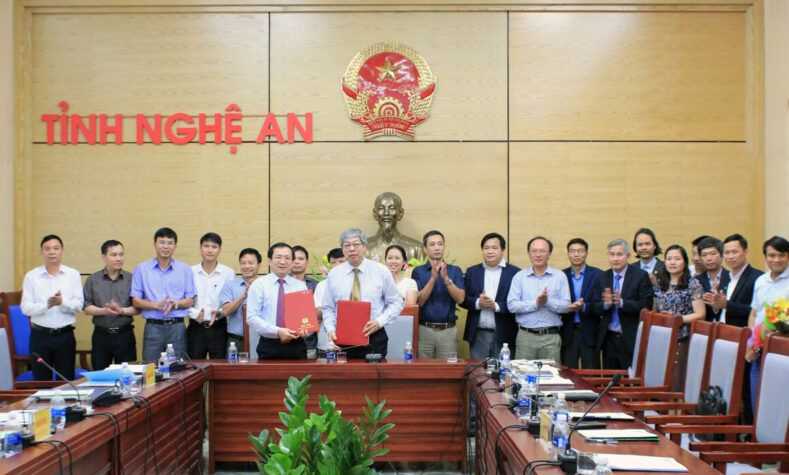 Đoàn công tác Trường Đại học Lâm nghiệp làm việc với UBND tỉnh Nghệ An